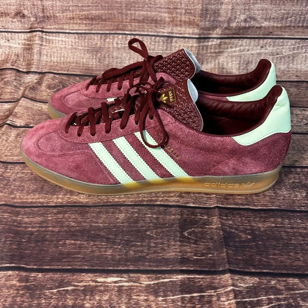 Adidas Gazelle Indoor IH7487 Burgundy Lime Green Gum Sole Mens Suede Sneakers 14